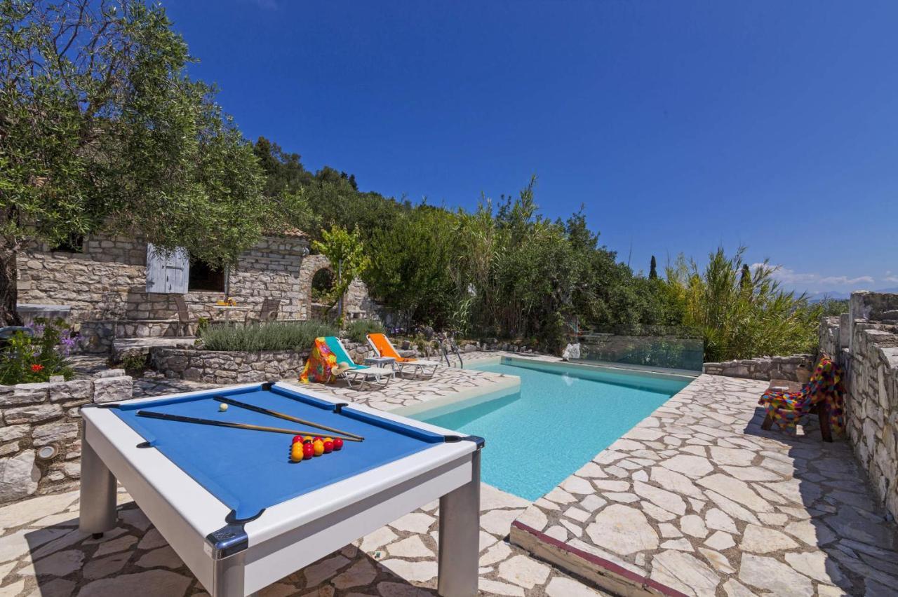 Scirocco & Folitsa Villas Agnitsini Exterior photo