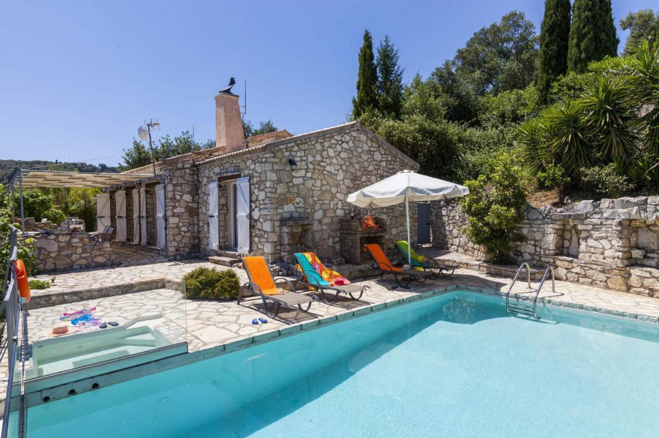 Scirocco & Folitsa Villas Agnitsini Exterior photo