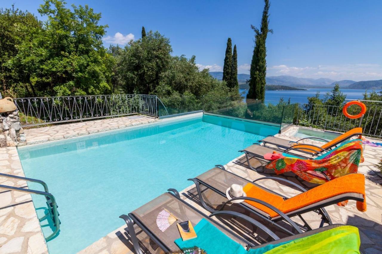 Scirocco & Folitsa Villas Agnitsini Exterior photo