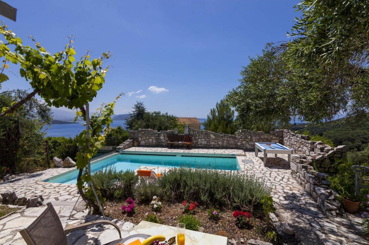 Scirocco & Folitsa Villas Agnitsini Exterior photo